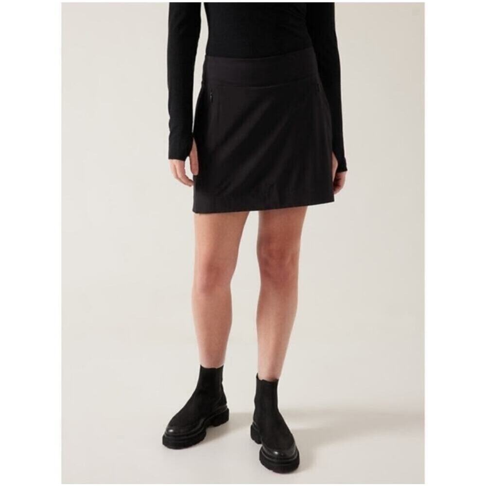 Athleta Skort Womens 14 Black Soho Golf Pull On Athletic Travel Minimalist Sport